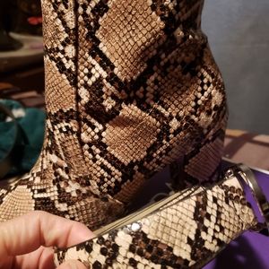 Booties skin snake